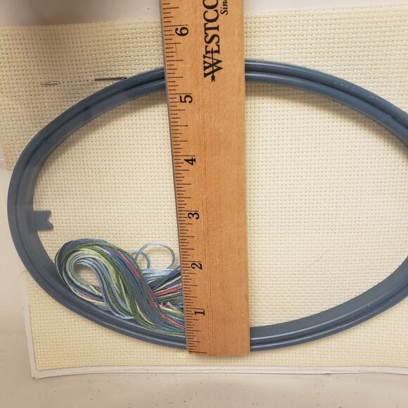 Cross stitch kit Hummingbird Oval Framing Hoop SEALED New - Picture 7 of 12